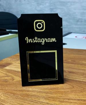Placa de QR code Instagram Acrilico 10x15    